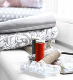 Gütermann Thread set 11 rolls + Measuring stick & Splitter