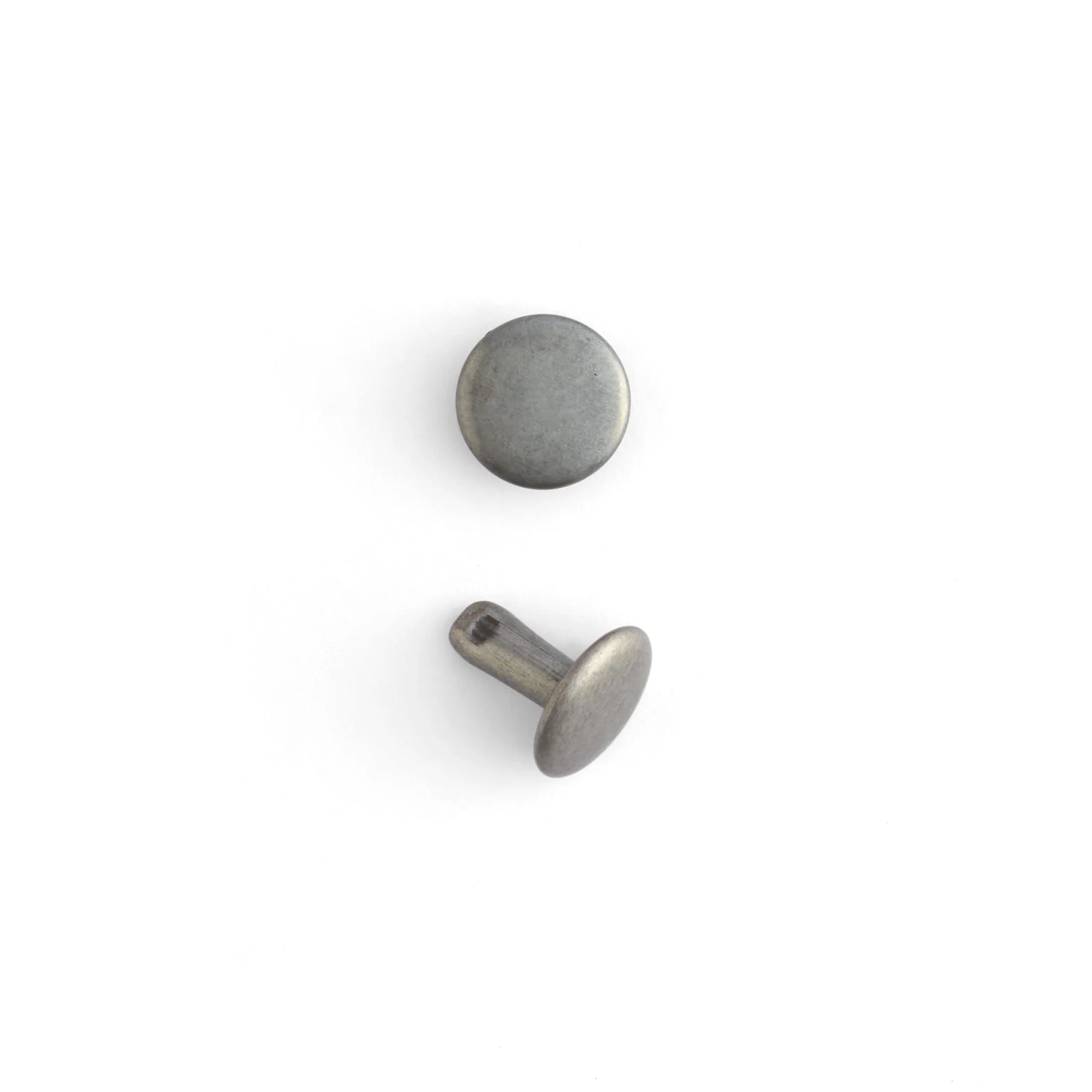 Double cap rivet Antique Nickel