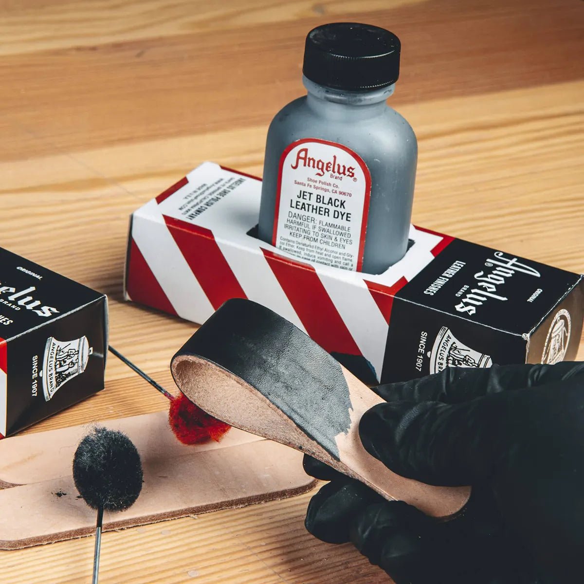 Angelus Leather Dye Läderfärg - Knappnålen